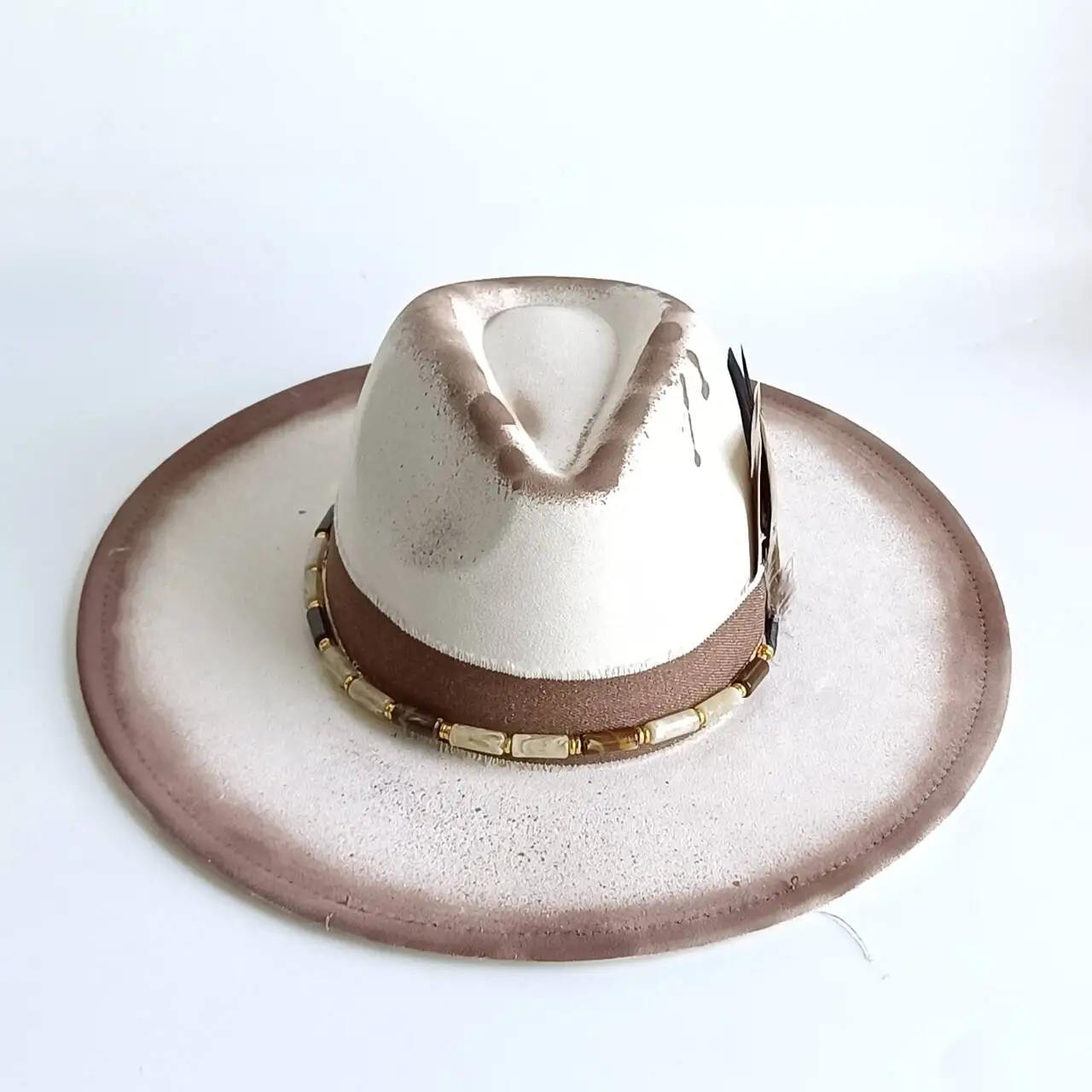 hand-spray-gradient-white-felt-cowboy-hat-56-58cm-retro-feather-ace-poker-decor-wide-brim-distressed-wasteland-fedora-for-tra