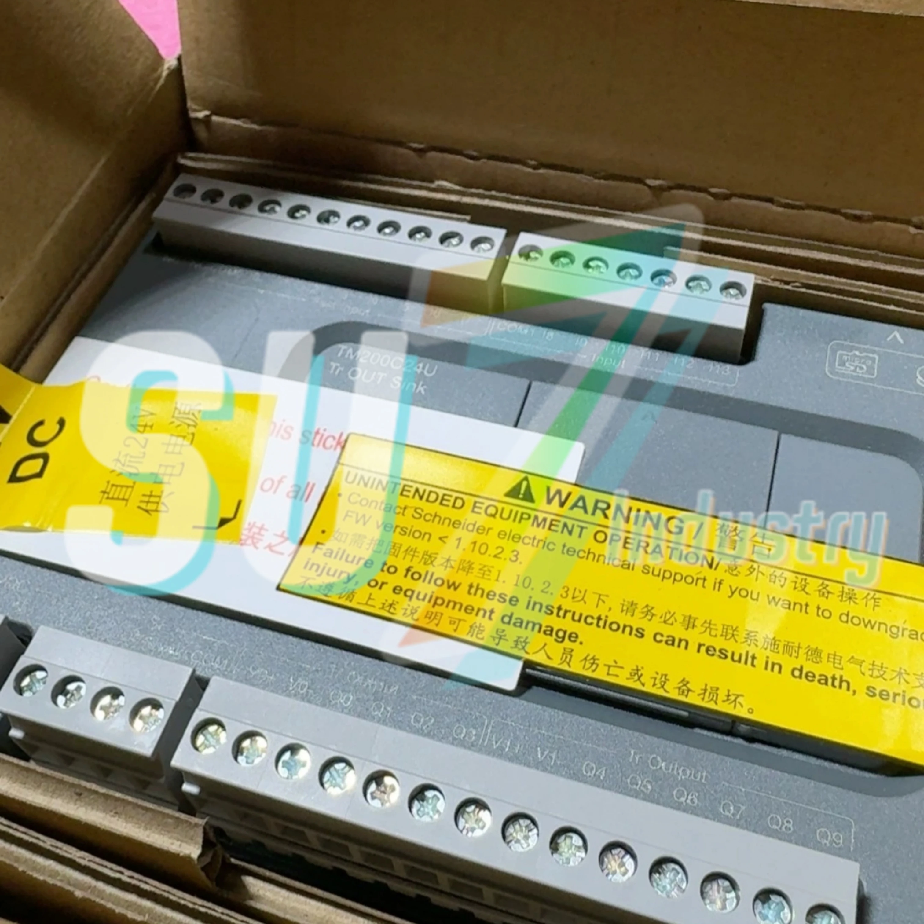 Pengendali Plc Baru Asli TM200C24R TM200C24T TM200C24U TM200C32R TM200C40R TM200C40T