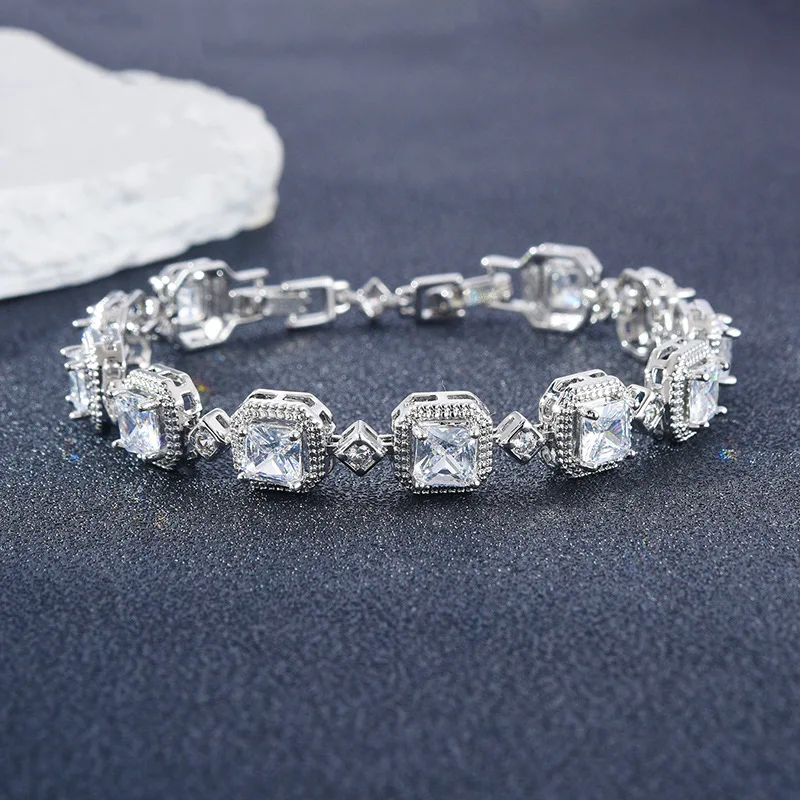 

HIBRIDE Elegant and gorgeous sliver color bracelet women's dress decoration everyday light luxury jewelry wedding party gift 231