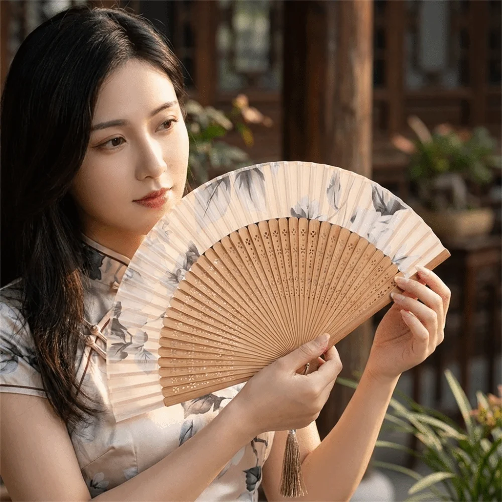 Exquisite Antique Folding Hand Fan Hollowed-out Portable Classical Handheld Fan with Tassel Decorative Fan Summer