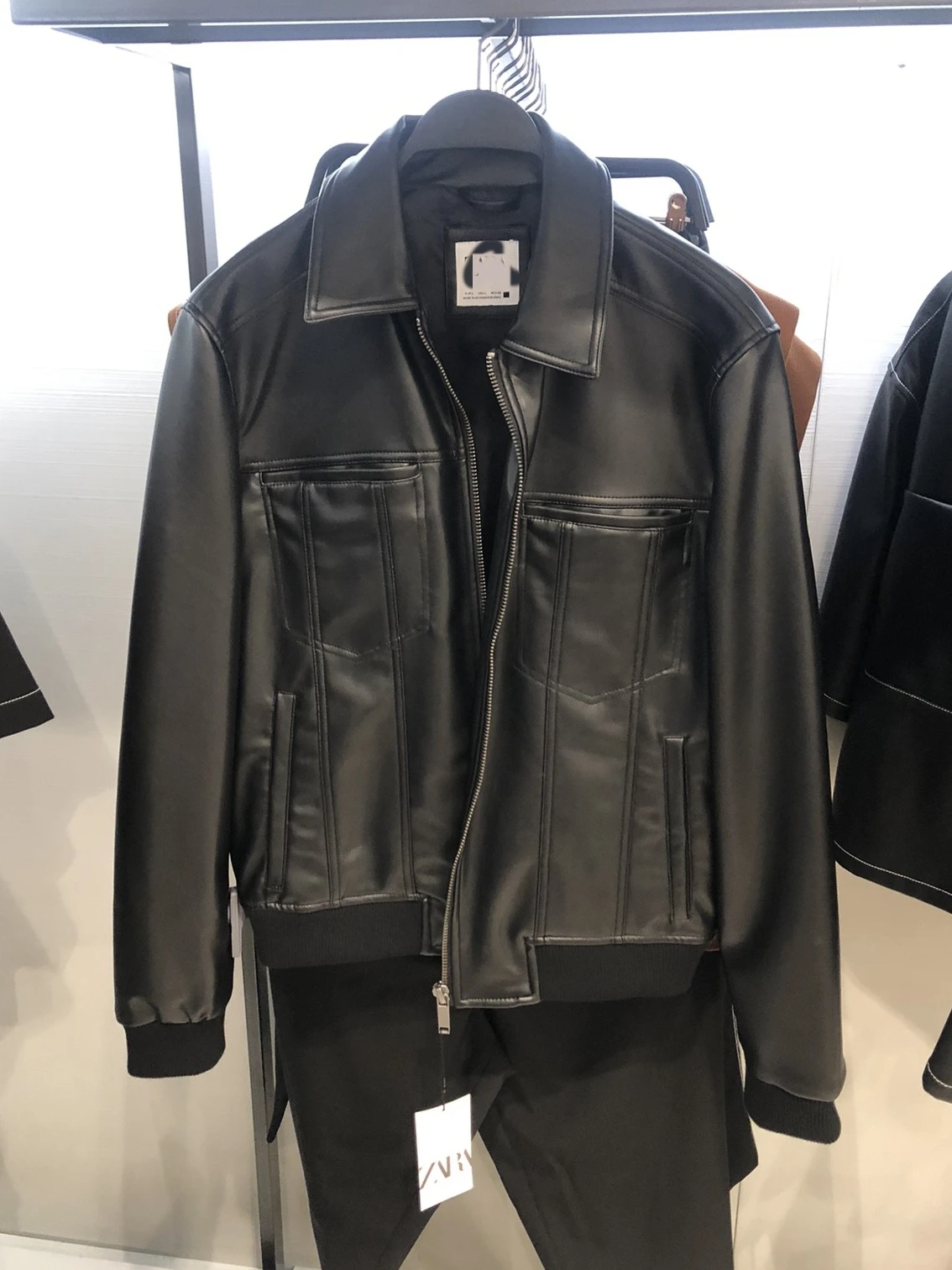 

Leather Jaet Men's Casual Biker Sle Fake Leather Coat Turn-down Collar Zipper Closure Long Sve Stand Fit Outerwear