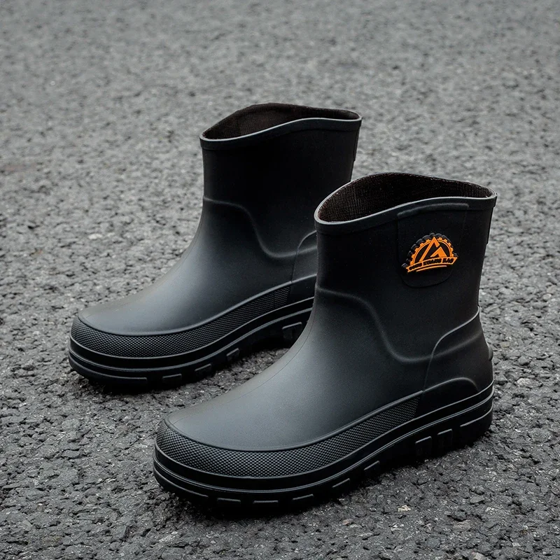 

Rain Shoes Men's Medium Tube Fashionable Waterproof Four-season Versatile Casual Fishing Shoes Wear Wear-resistant Rubber Shoes