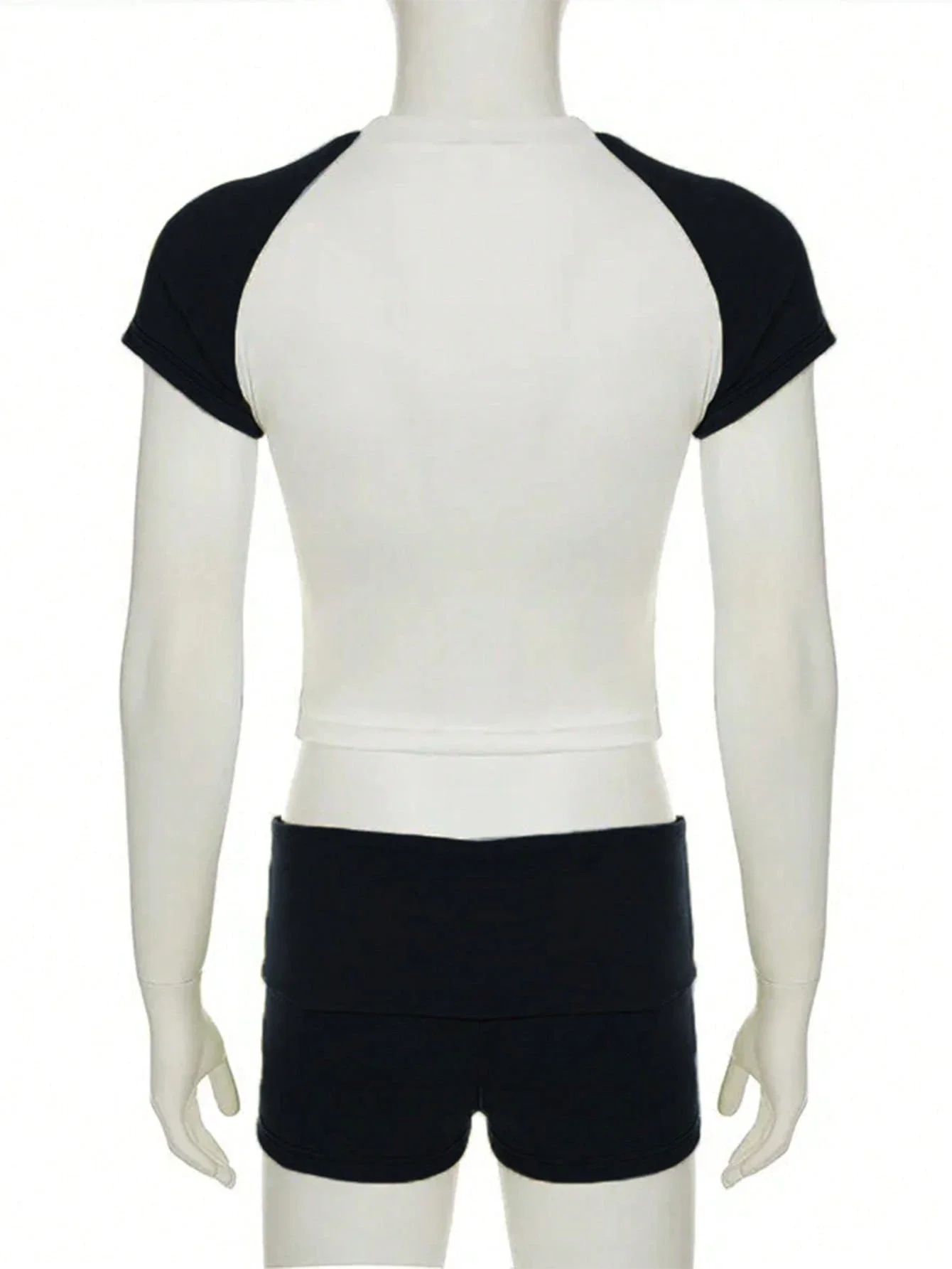 

Women Black White Color Block Short Sleeve Crop Top And Shorts Set
