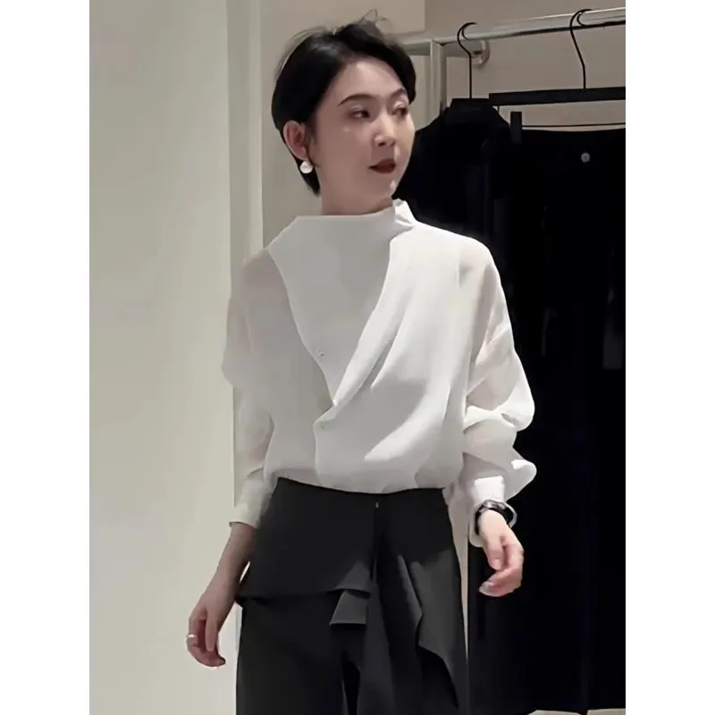 Jesienna bluzka damska z kołnierzykiem stójką, długi rękaw, nowa kolekcja wiosna-jesień, asymetryczny krój.