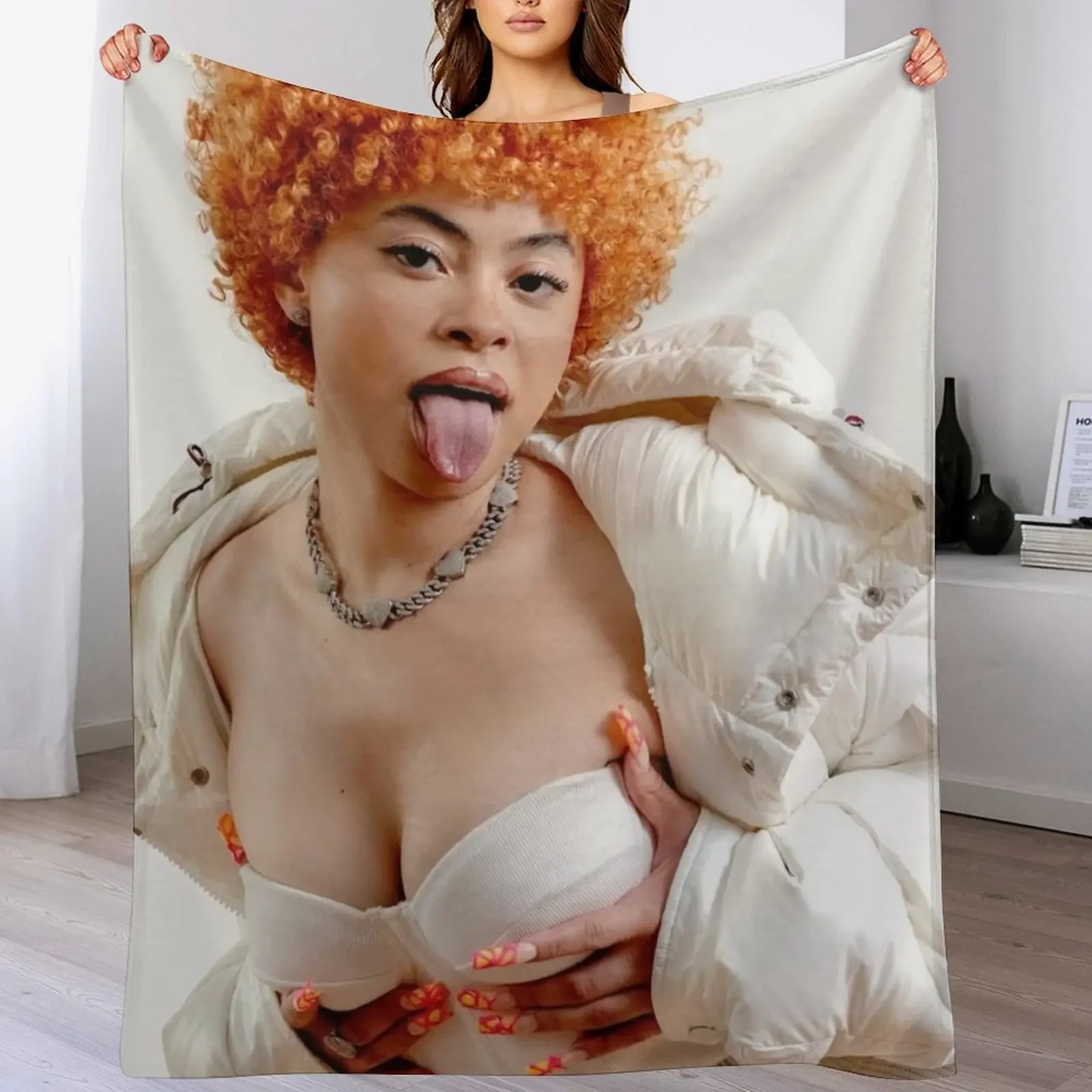 

KISSING Throw Blanket Warm Accent Blanket for Living Room Decoration