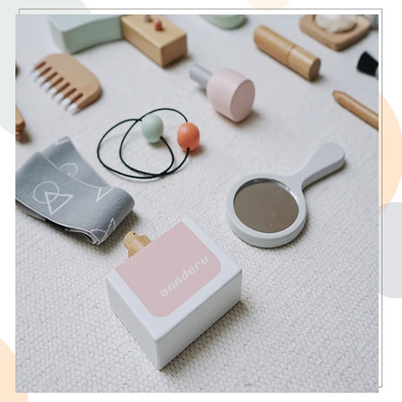 Girls Pretend Play Kid Make Up Beautiful Makeup Set Hairdressing Simulation Wooden Toy For Girls Children Dressing Cosmetic