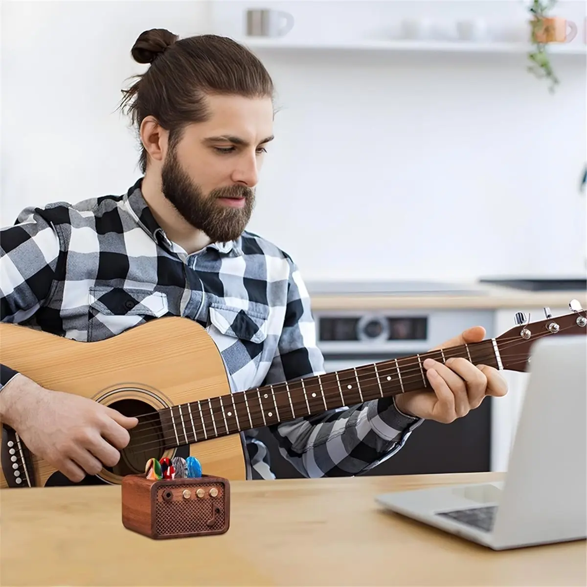 (AD10) Speaker Style Guitar Plectrum Storage Rack, Used for Storing Displays and Gifts for Guitarists,Convenient for Carrying