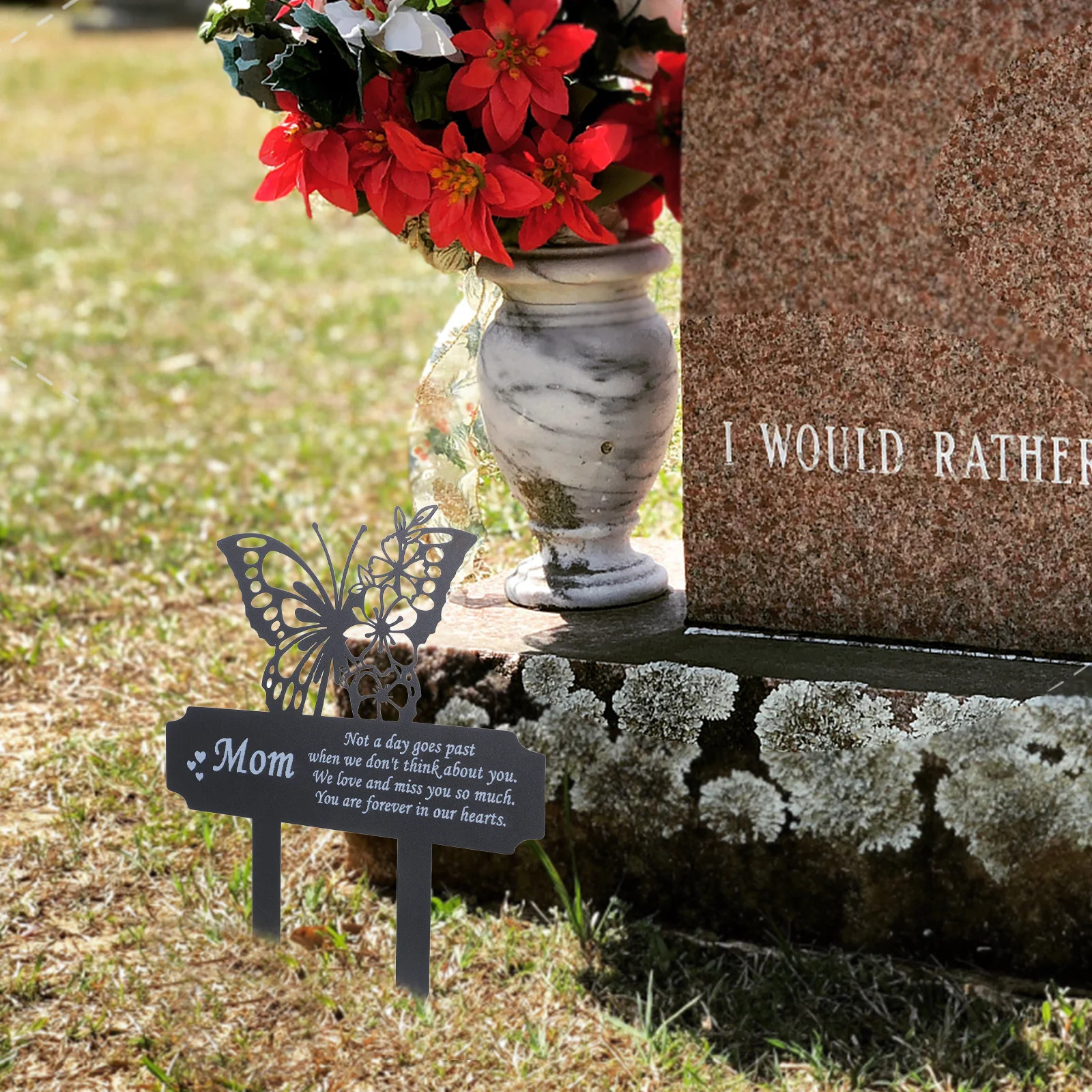 

Butterfly Memorial Stake Waterproof Metal Outdoor Garden Decoration Cemetery Grave Marker Honoring Mom Memorial Stake