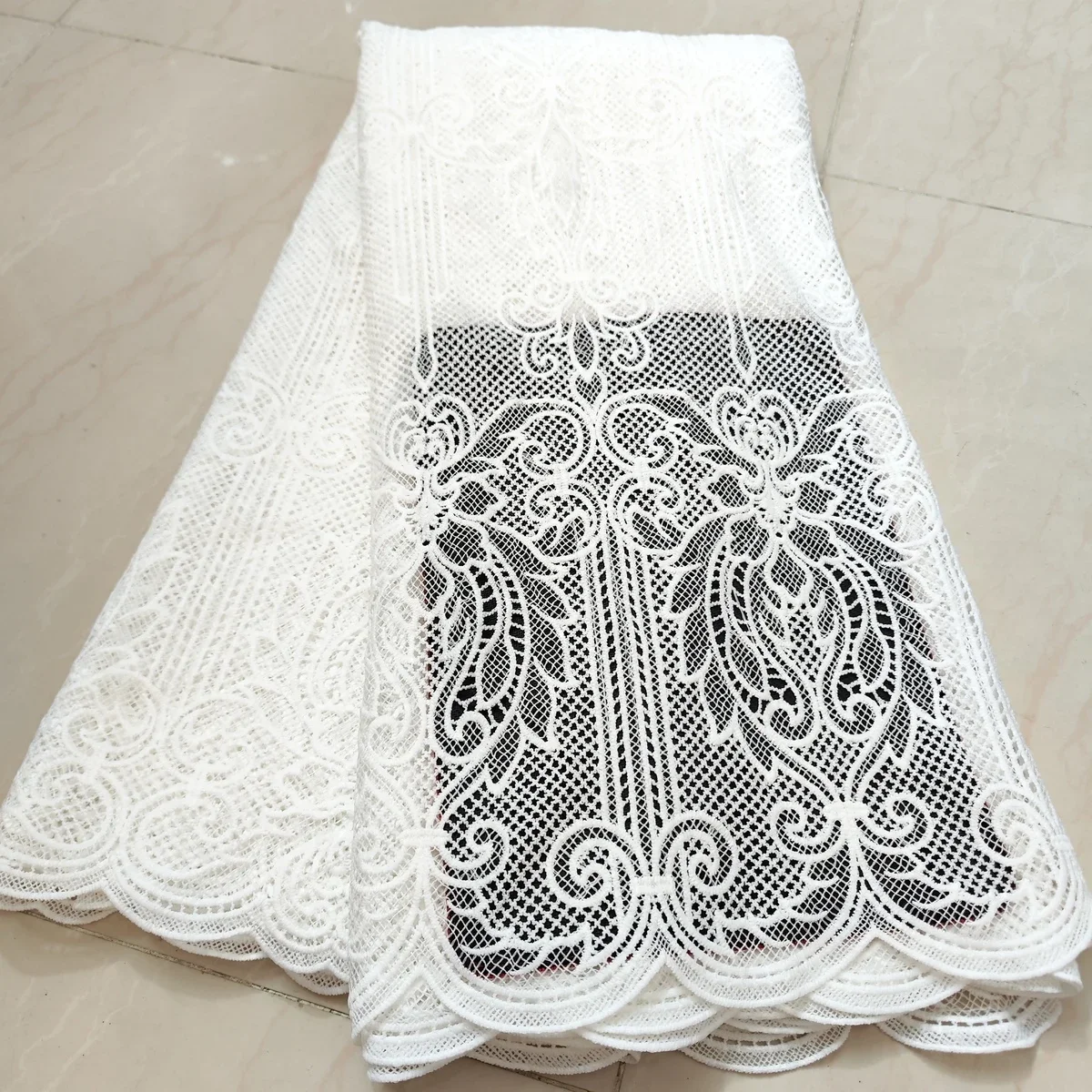 

Latest White Water Soluble African Lace Fabric 2023 Milk Silk French Nigerian Guipure Cord Lace Fabric For Party Dress KJFT2331B