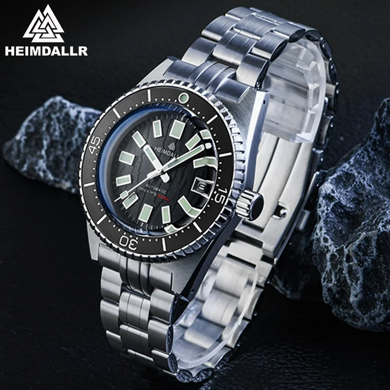 HEIMDALLR 新しいメンズダイバーウォッチサファイアミラー 200 メートル防水発光 NH35A 自動機械式 316L スチールマン腕時計