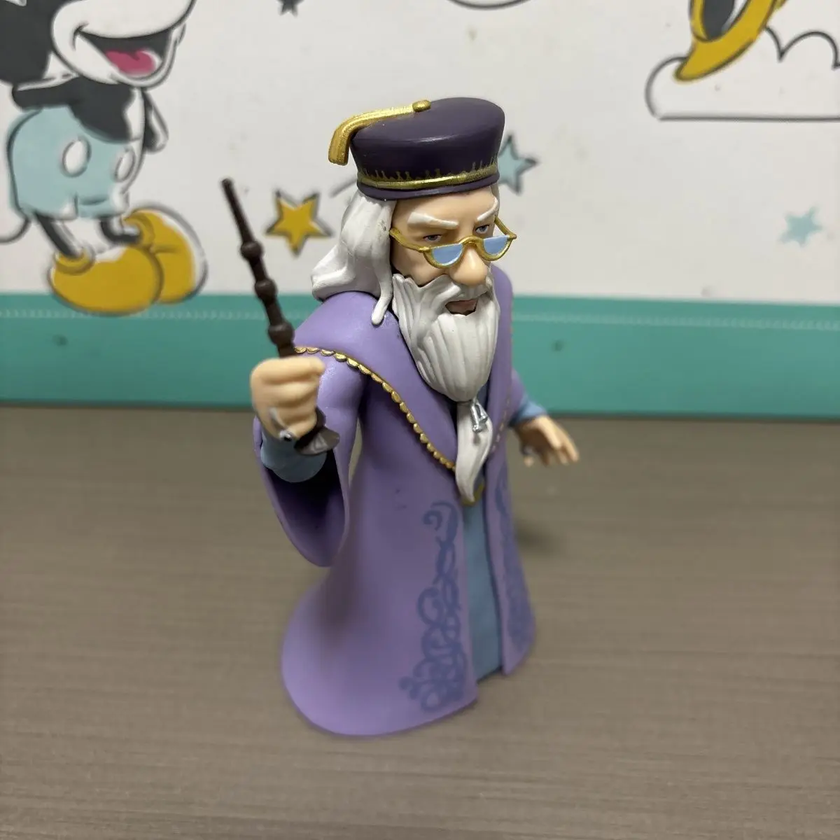Anime Magier-Jungen-Figur Cartoon Magierakademie-Statue Ornament Fan-Kollektion Geburtstagsgeschenk