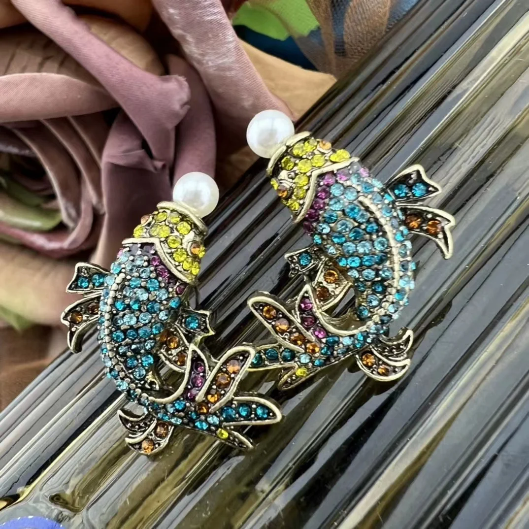 

Ancient carp jump longmen new full of zircon inset ancient hegemonic light luxury earrings