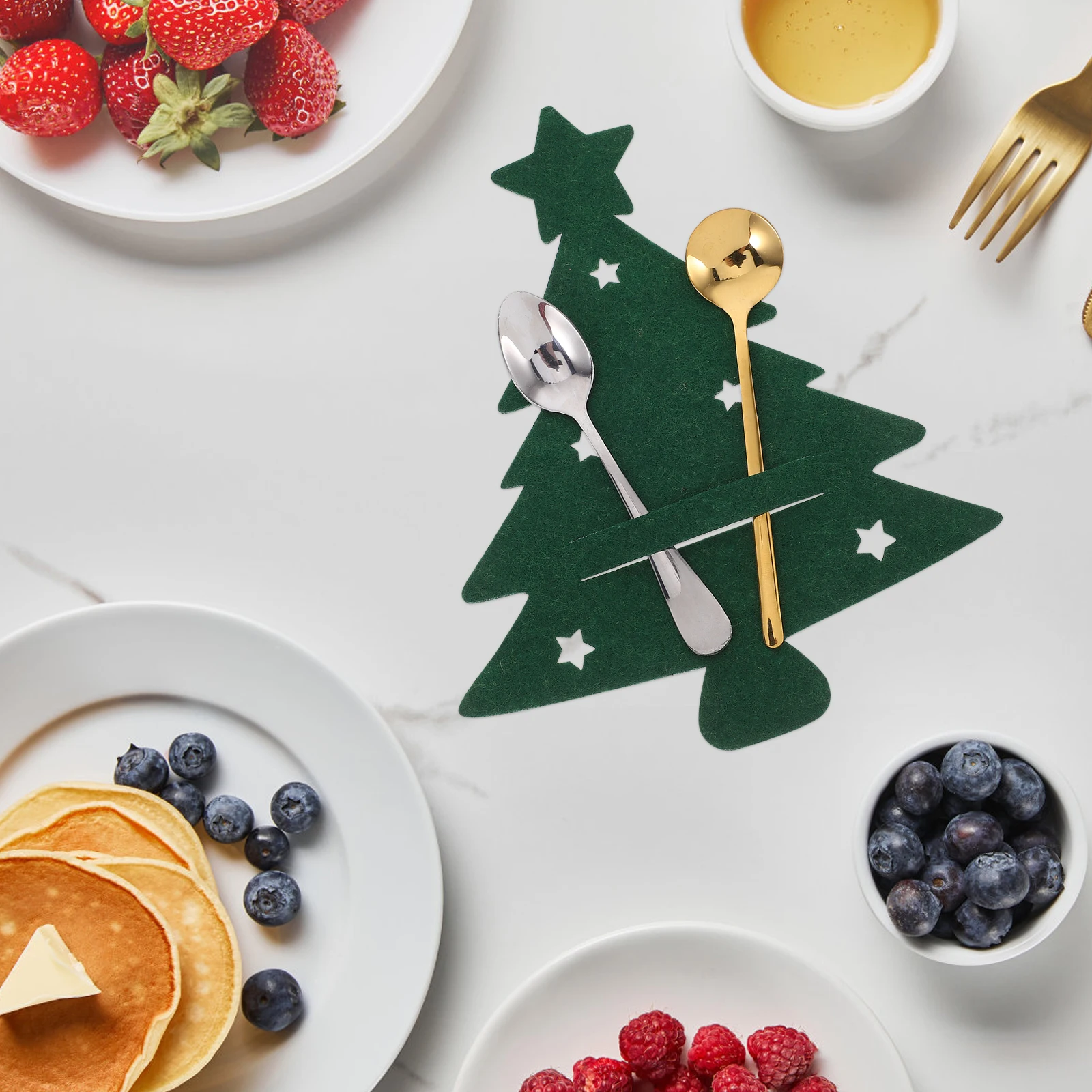 

4pcs Holder Christmas Tree Christmas Decorations Fork Bag Cloth Covers Silverware Storage ganizer