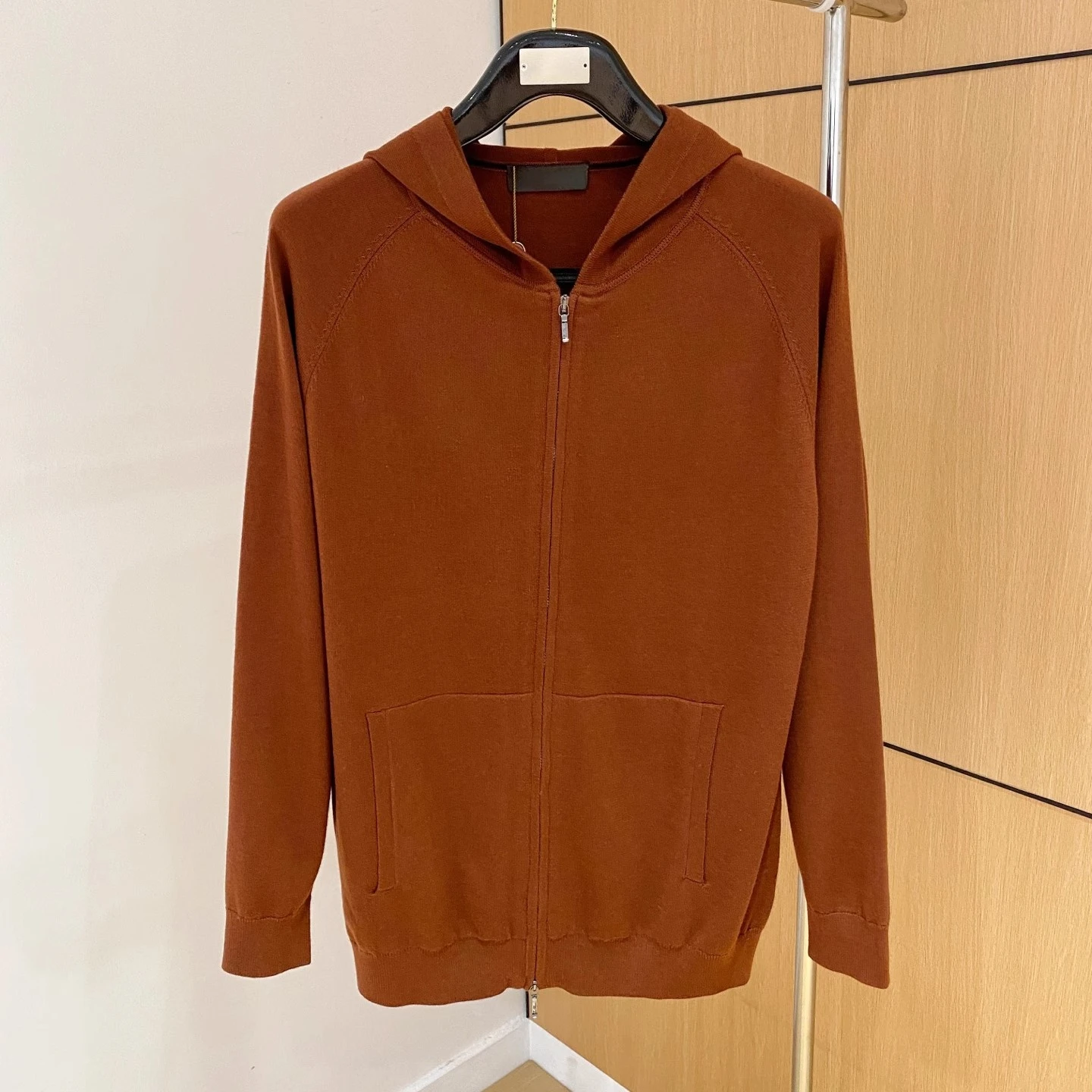 

Италия LP 25aw однотонный мужской повседневный вязаный кардиган с капюшоном