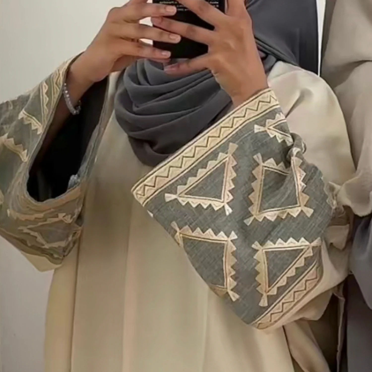 Cardigan Kaftan Muçulmano Aberto Frente para Mulher, Dubai Abayas, Abayas Elegantes, Bordados de Luxo, Moda, Dubai, Turquia, 2024