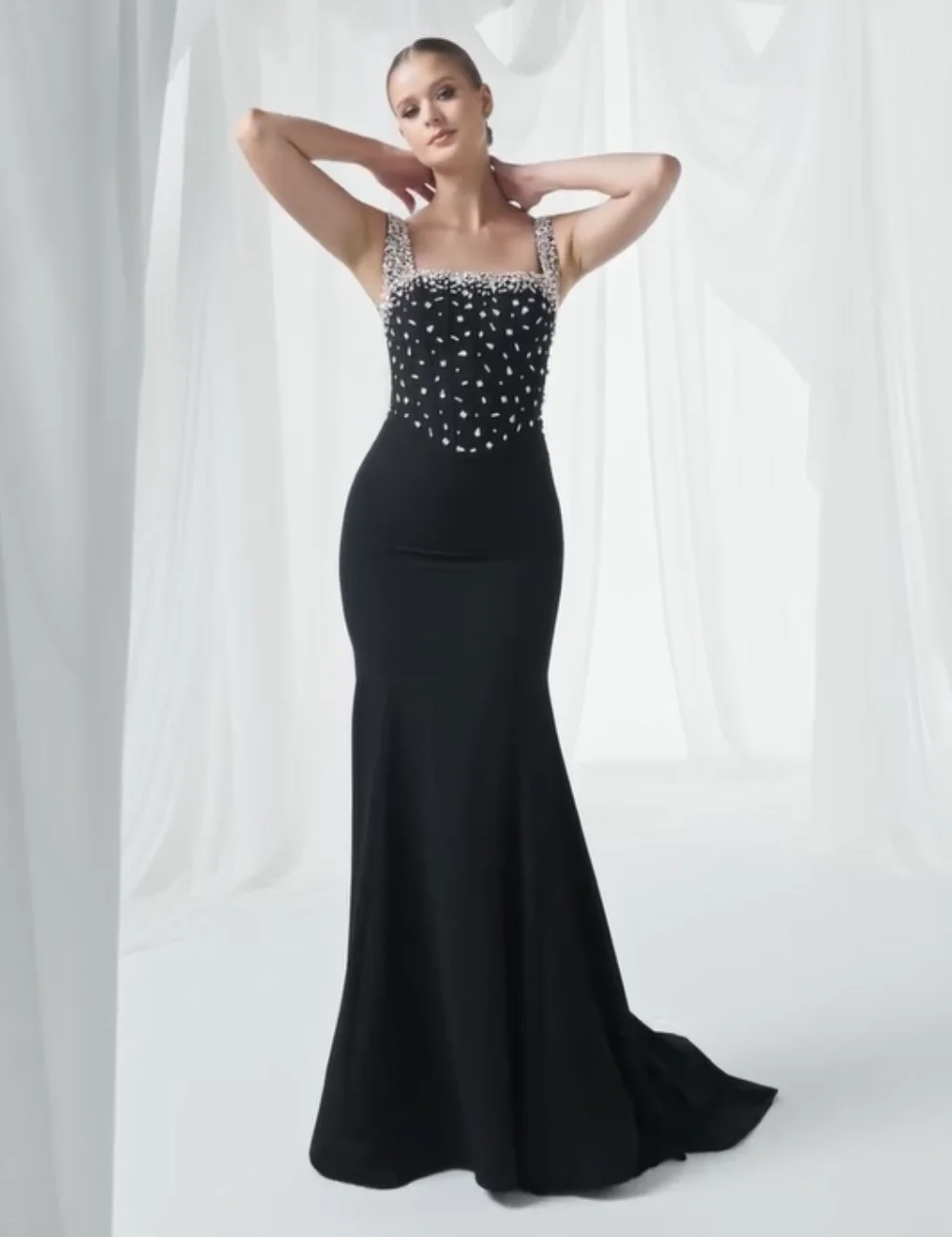 

Customized High Quality Jersey Pleat Sequined Trumpet Square Neck Long Bespoke Occasion Luxury Party Dresses Sexy