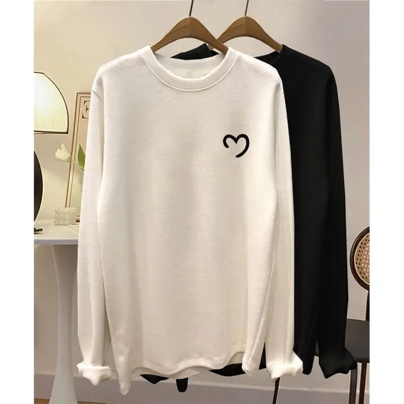 

New Hot Sale Women's Stylish Love Print Thermal Fleece Long Sleeve Tops Plus Size Loose Fit Casual Shirt for Curvy Women