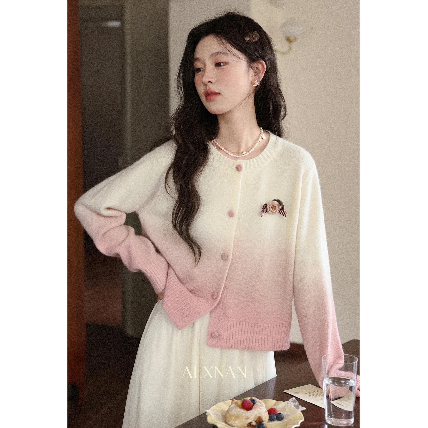 ALXNAN-cárdigan de punto rosa degradado de talla grande para mujer, suéter con diseño de flores 3d y cuello redondo, Tops cálidos de punto de manga larga D13110