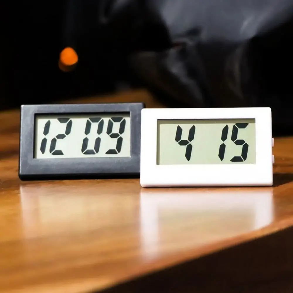 

Creative Small Mini Triangle Clock Mute Simple Desk Digital Clock Electronic ABS Home