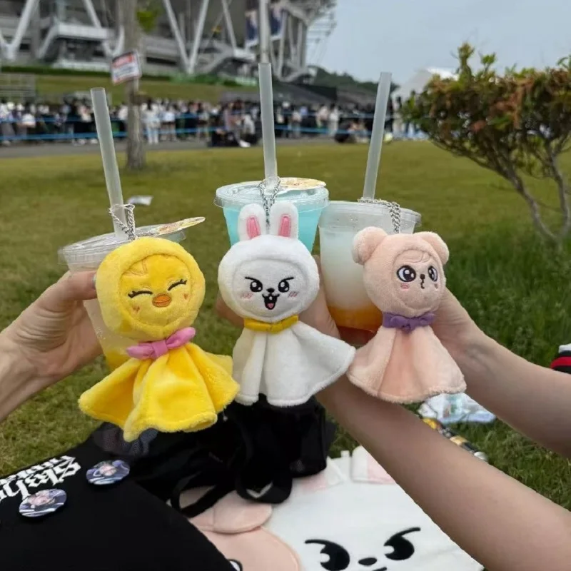 SKZOO 新しい子供のおもちゃぬいぐるみキーホルダー野良子供かわいい漫画スカートスカート人形バックパックペンダントアクセサリー子供のギフト