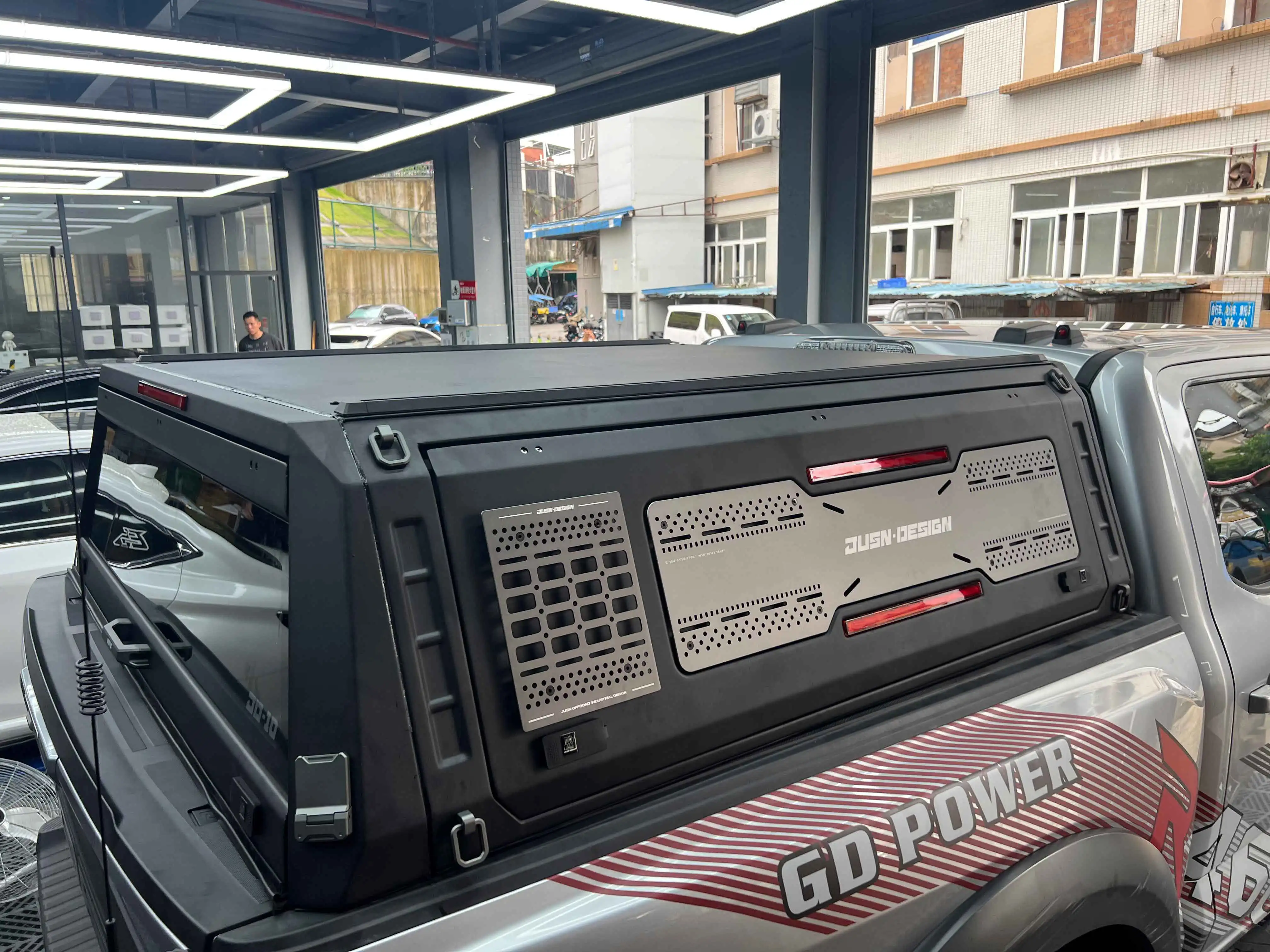 

В наличии быстрая доставка внедорожный 4x4 водонепроницаемый грузовик из алюминиевого сплава для VW Amarok L200