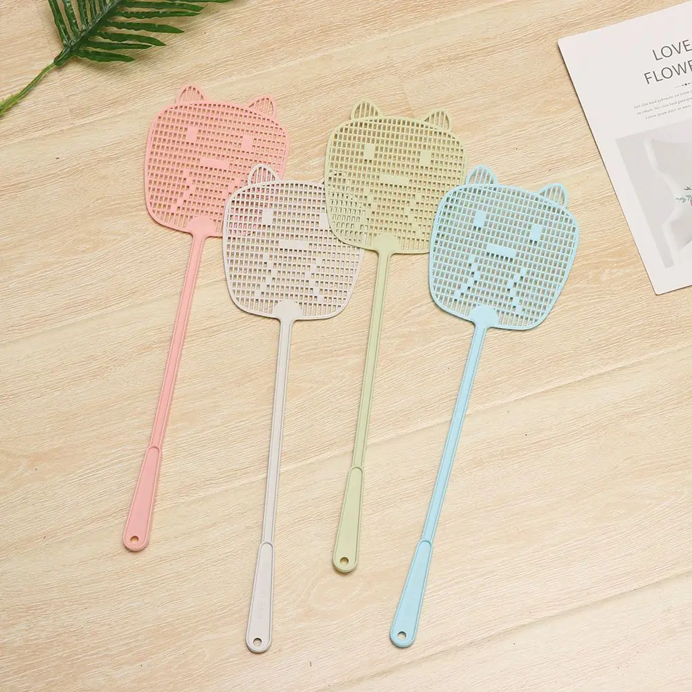 1PC Fly Swatter Insect Killer Mosquito Wasp manico lungo Pest Bat Tool Summer Plastic Insect Mosquito Killer Tool colore casuale