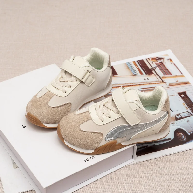 2026 New Cute Toddler Girls Retro Sneakers Suede Patchwork Strap Lace Up Non Slip Running Shoes for Daily School Outdoor Wear