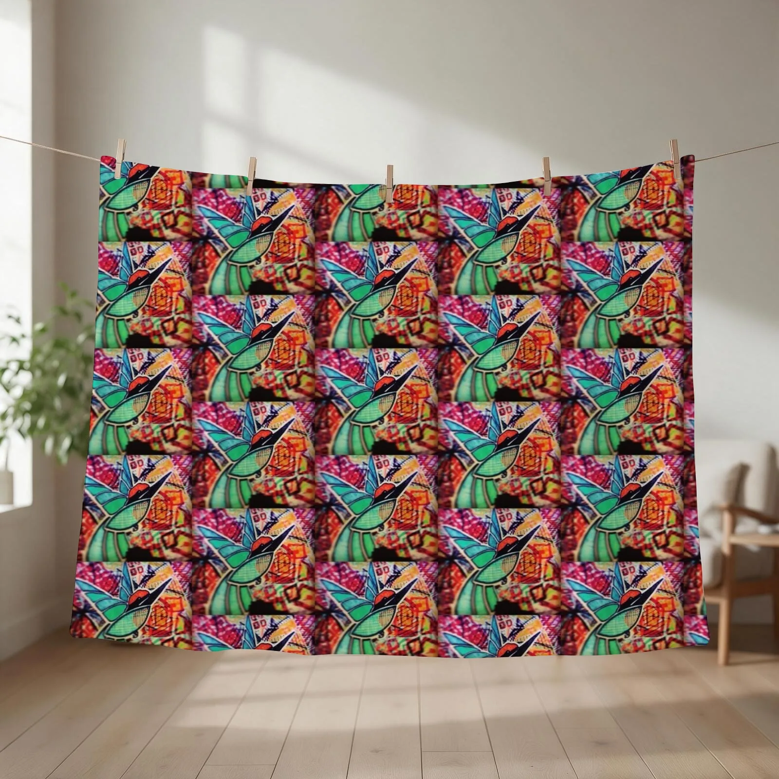 Hand drawn king fisher Throw Blanket