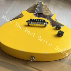 Single piece pickup electric guitar, 22 tone fingerboard, manually worn body, professional level, fast delivery.