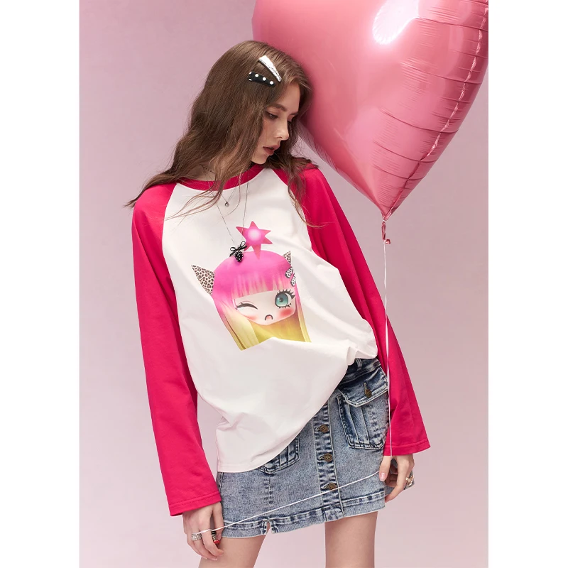 ELFSACK Whimsical Cartoon Doll Print Hot Pink Raglan Tshirt For Women