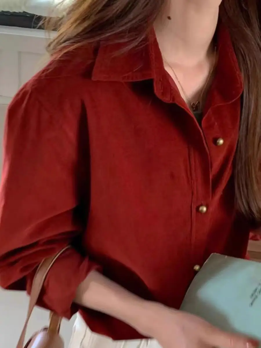 قمصان نسائية كلاسيكية بأكمام طويلة باللون الأخضر للخريف والشتاء بلوزات غير رسمية بياقة مقلوبة للسيدات سترات قميص نسائية