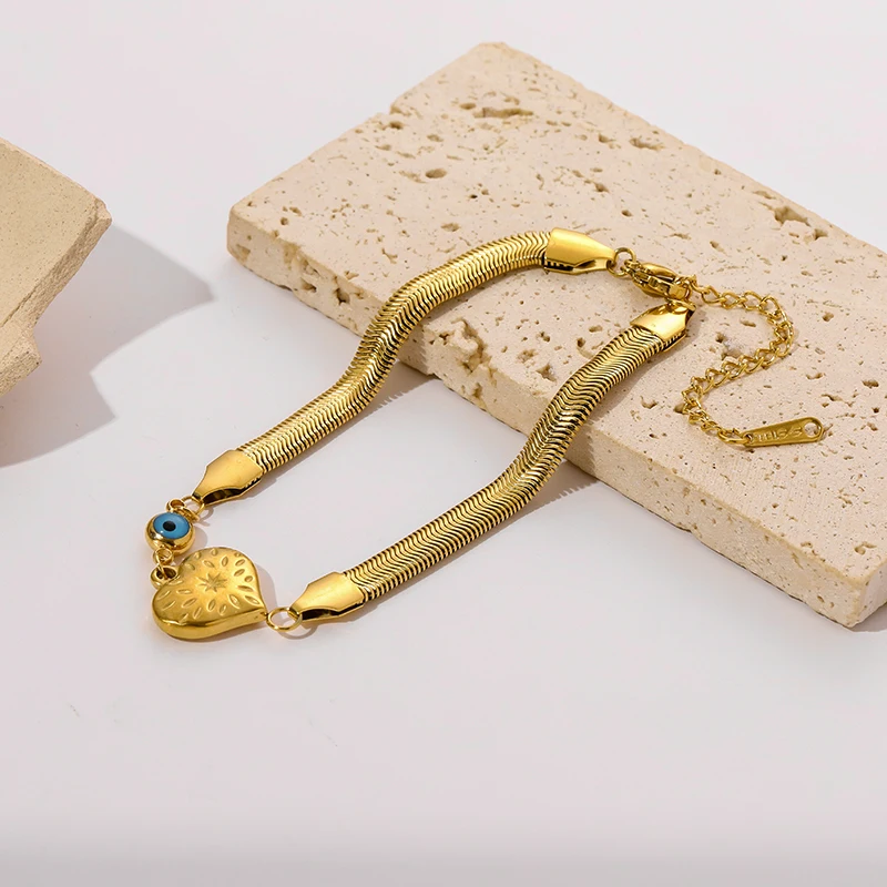 EILIECK 316L สแตนเลสสตีลหัวใจ Love Eye Charm สร้อยข้อมือผู้หญิงใหม่หรูหราออกแบบสาวนาฬิกาข้อมือเครื่องประดับของขวัญ Party อุปกรณ์เสริม