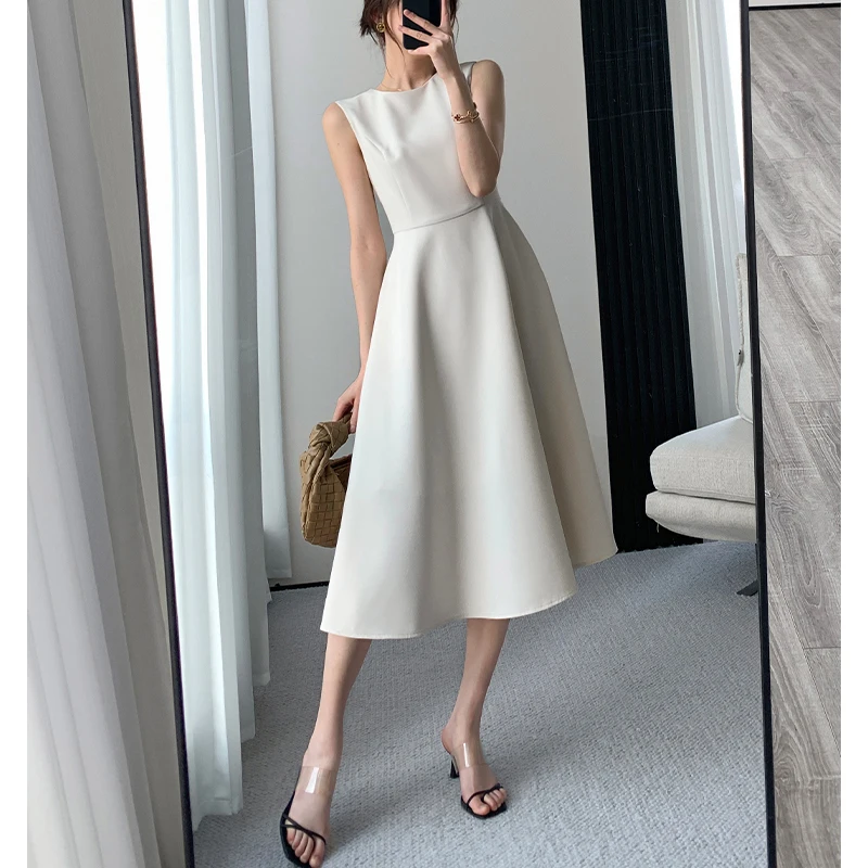 Sleeveless Dress 2022 Summer High-end Sense Waist Slim Temperament Goddess Fan Round Neck Pure A-line Elegant Dress