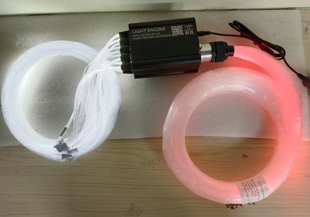 Ouchuangbo car interior ceiling flicker starlight modification flashing LED starry sky meteor Kit on the Roof