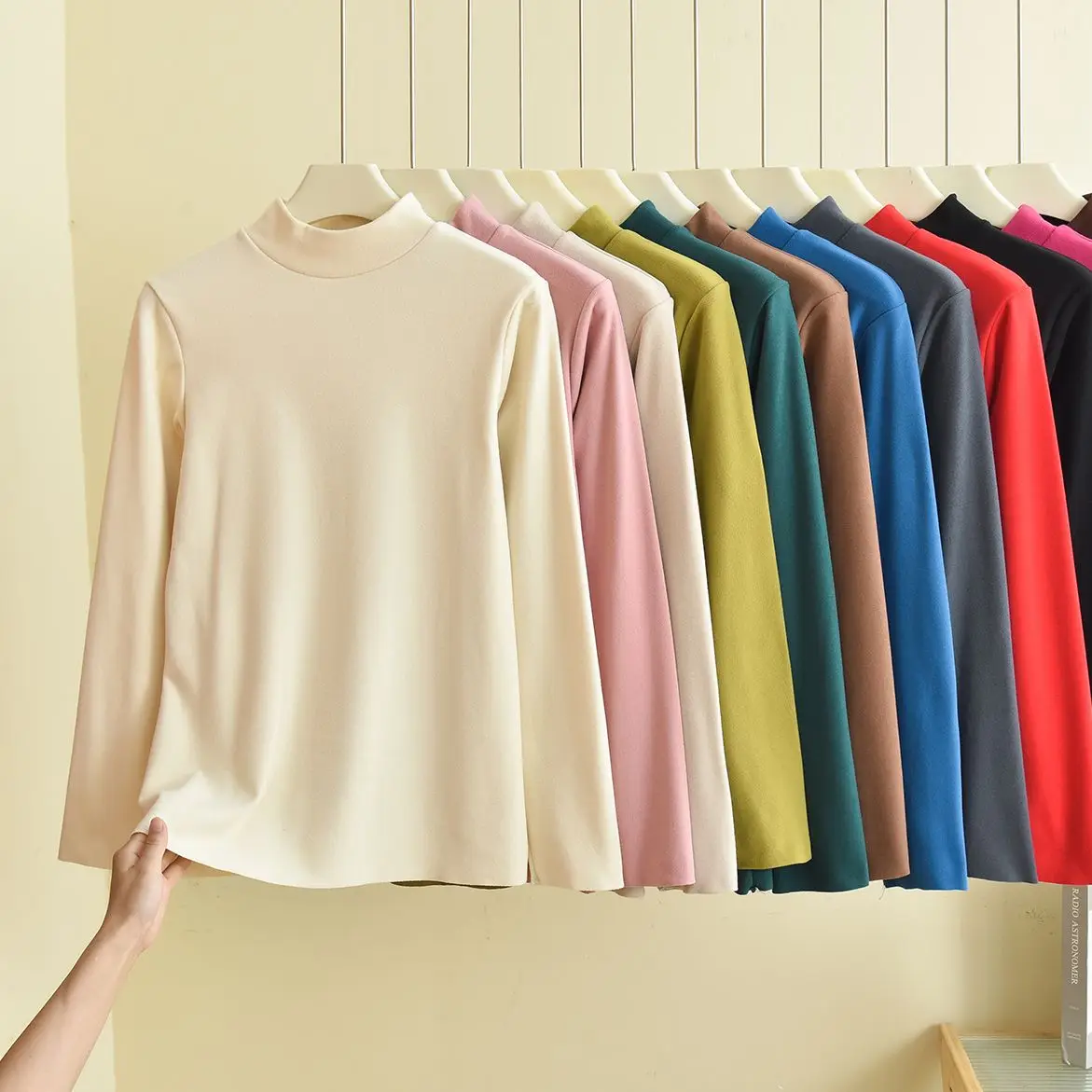 Thickened Winter Women's Long Sleeve Base Shirt Half High Collar T-Shirt Casual Style Standard Fit Inner Wear Fleece Lined Se...