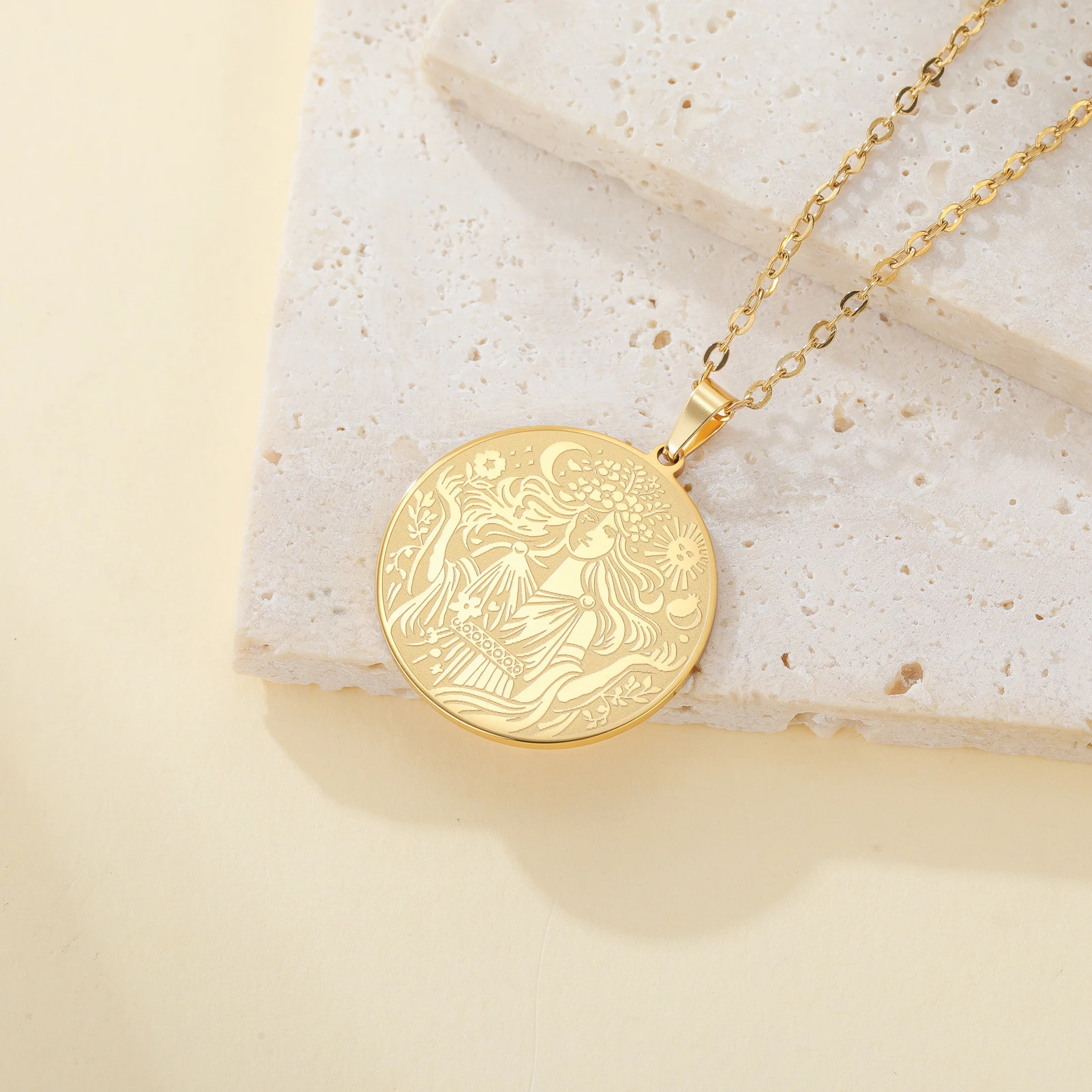 Sun Moon Dual Goddes Spring Goddess Eostre Necklace Engraved Horse Moon Pendant Stainless Steel Chain Pagan Amulet Women Jewelry