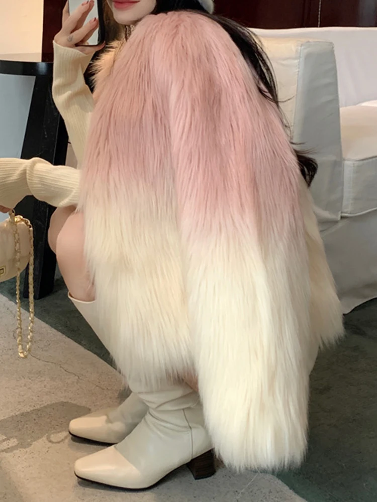 DEAT Fashion Gradient Color Fuax Fur Coat Women's O-neck Loose Thick Plush Imitation Fox Fur Grass Jacket Winter 2024 New 7AB628