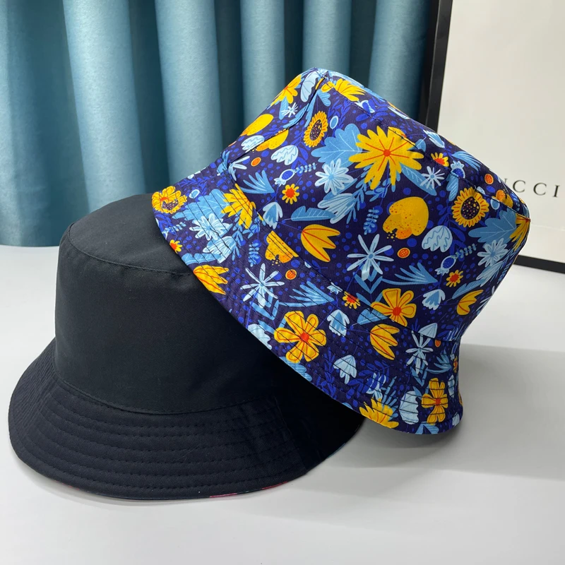 2024 New Bucket Hats Letter Embroidered Double-sided Fisherman Hat High quality Solid Outdoor Sunscreen women men Bucket Hat