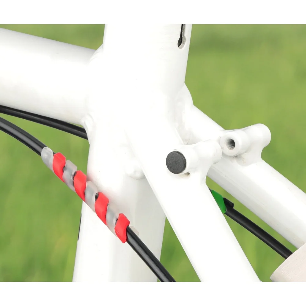 10er-Pack Fahrrad M5 Schraubenloch-Abdeckungen Gummi-Staubschutzkappen für die Montage von Flaschenhaltern an Mountainbike- und Rennradrahmen Schwarz – Detail 10