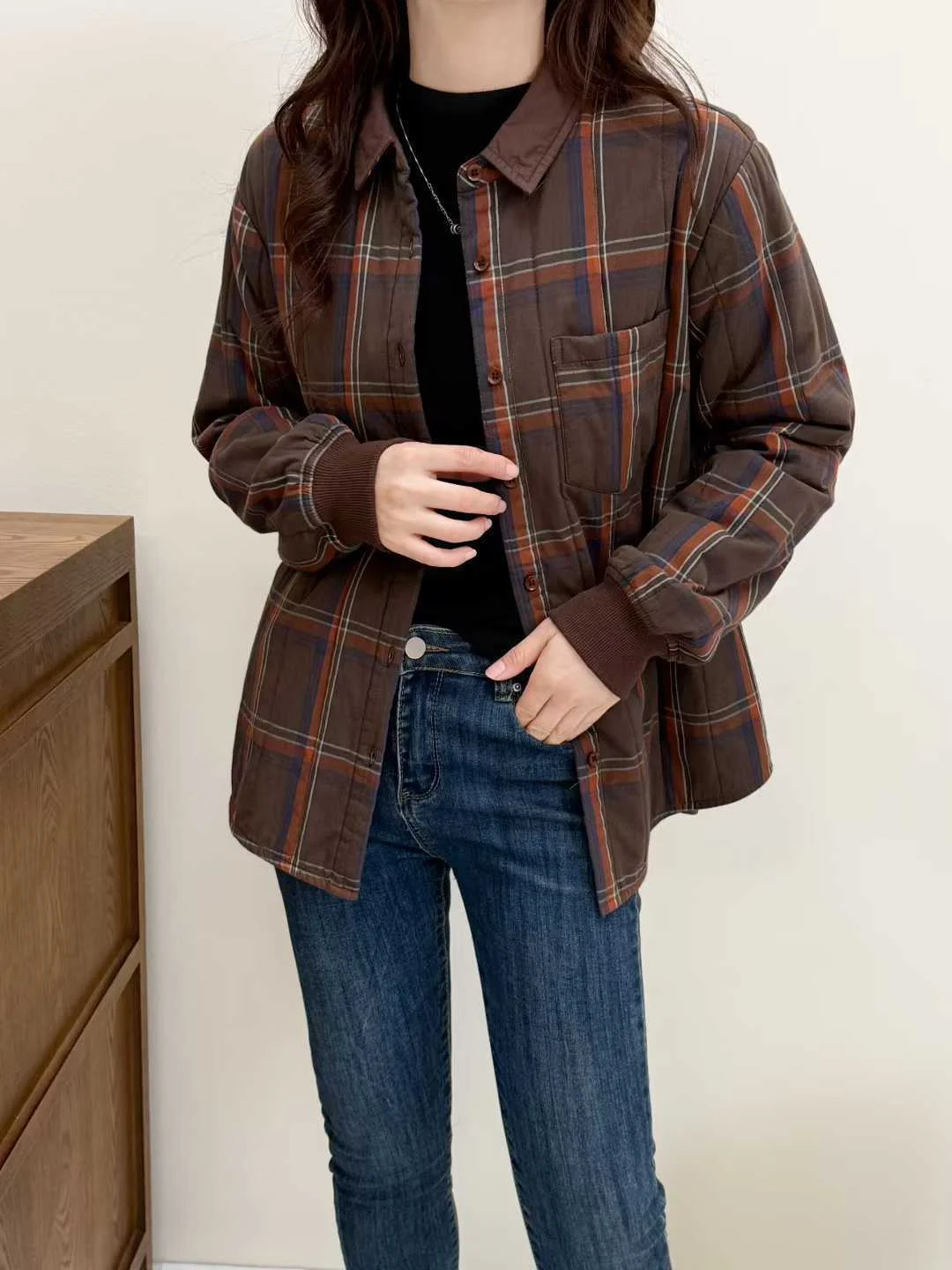 

2026 Thicken Plaid Cotton Shirt Women's Autumn Winter Casual Outerwear Coat Button Up Design Comfortable Loose Fit Coat