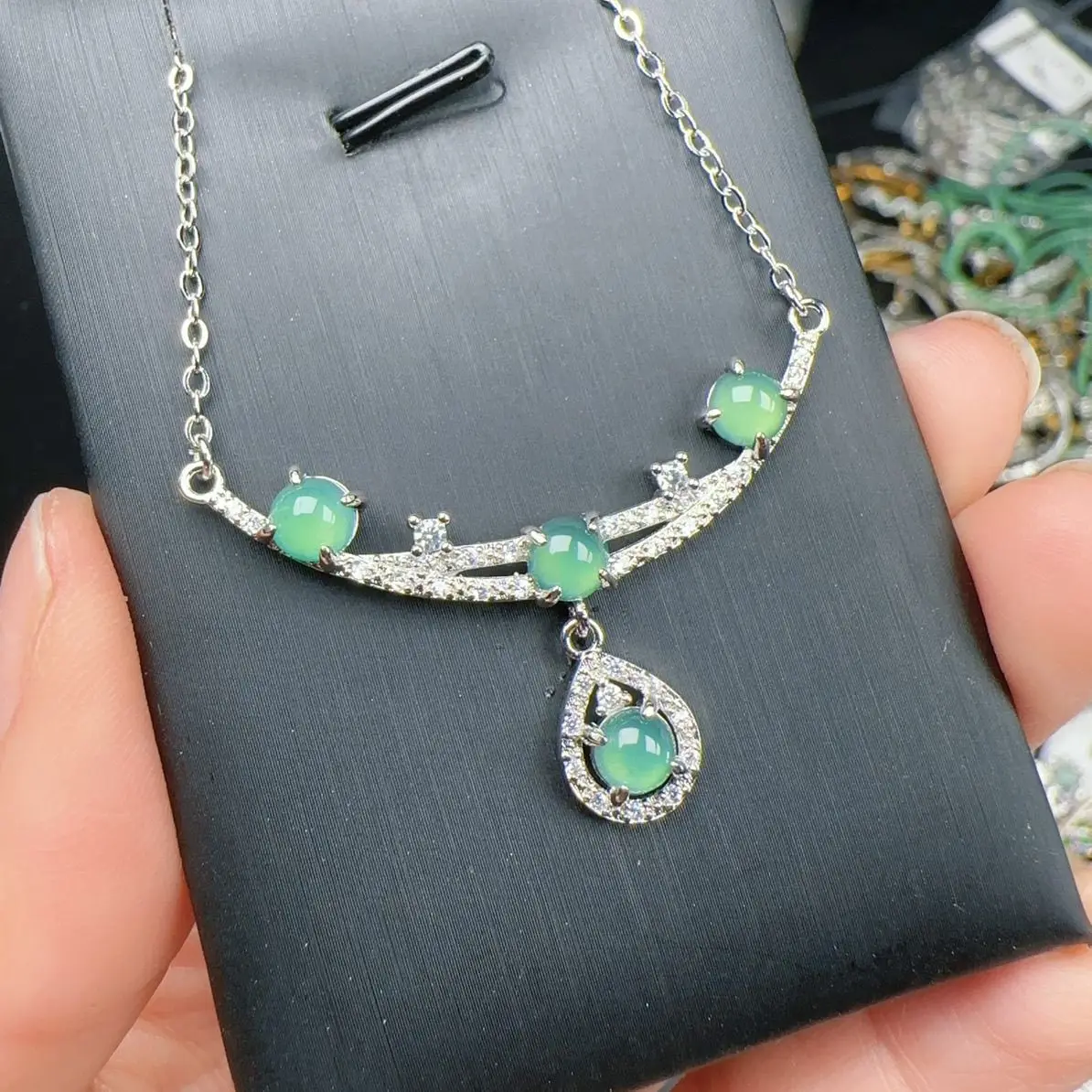 Natural A jadeite ice blue necklace set chain (choose the best one for diversity)