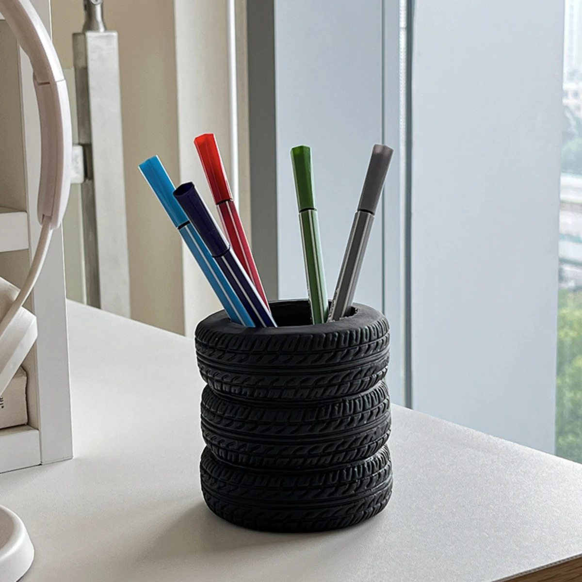 Tire shaped office supplies desktop multifunctional storage pen holder makeup brush holder decoration ornaments