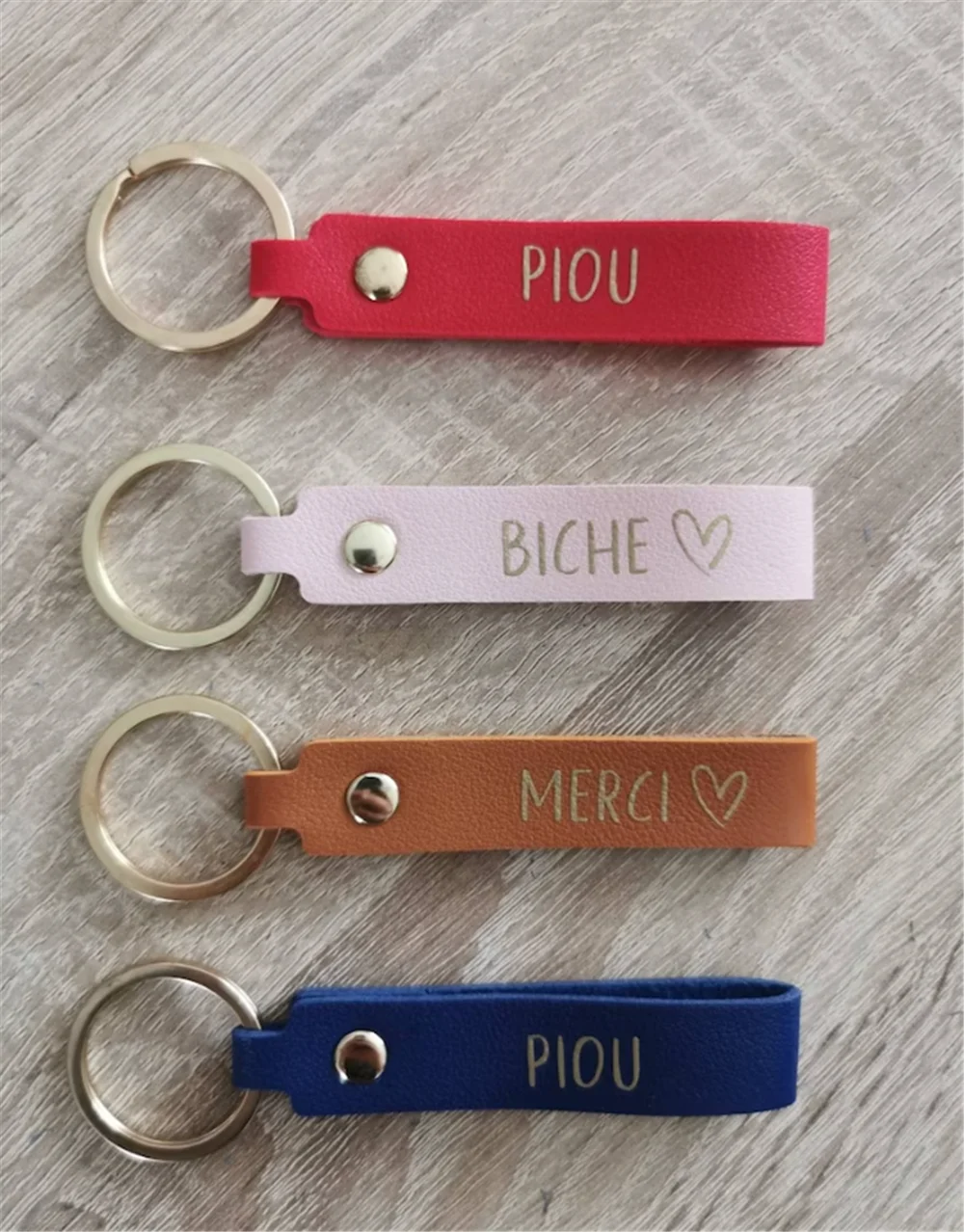 Monogram Keychain Leather - Pegangan kunci kulit personalisasi gantungan kunci