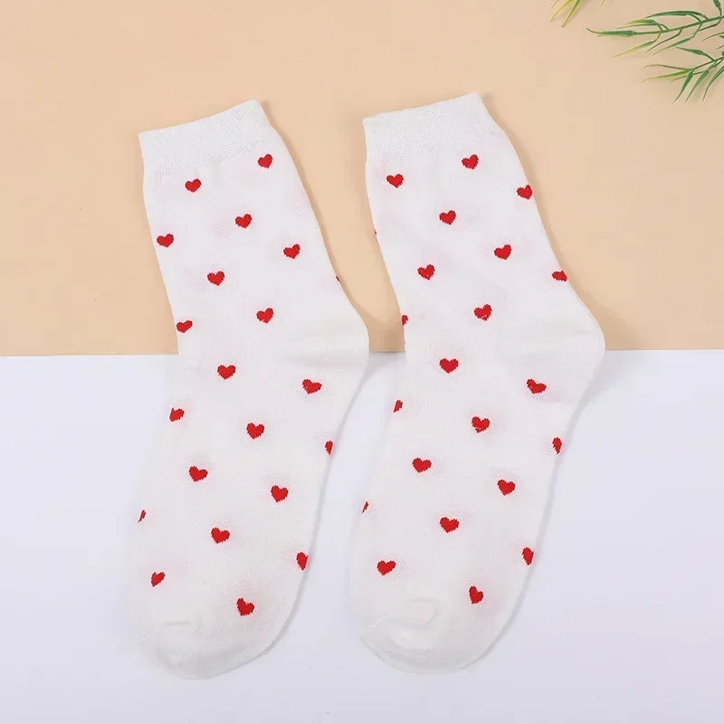 

2024 New Casual Breathable Cute Socks Women White Cotton Socks Fashion Heart Lady Harajuku Kawaii Socks for Girls Funny