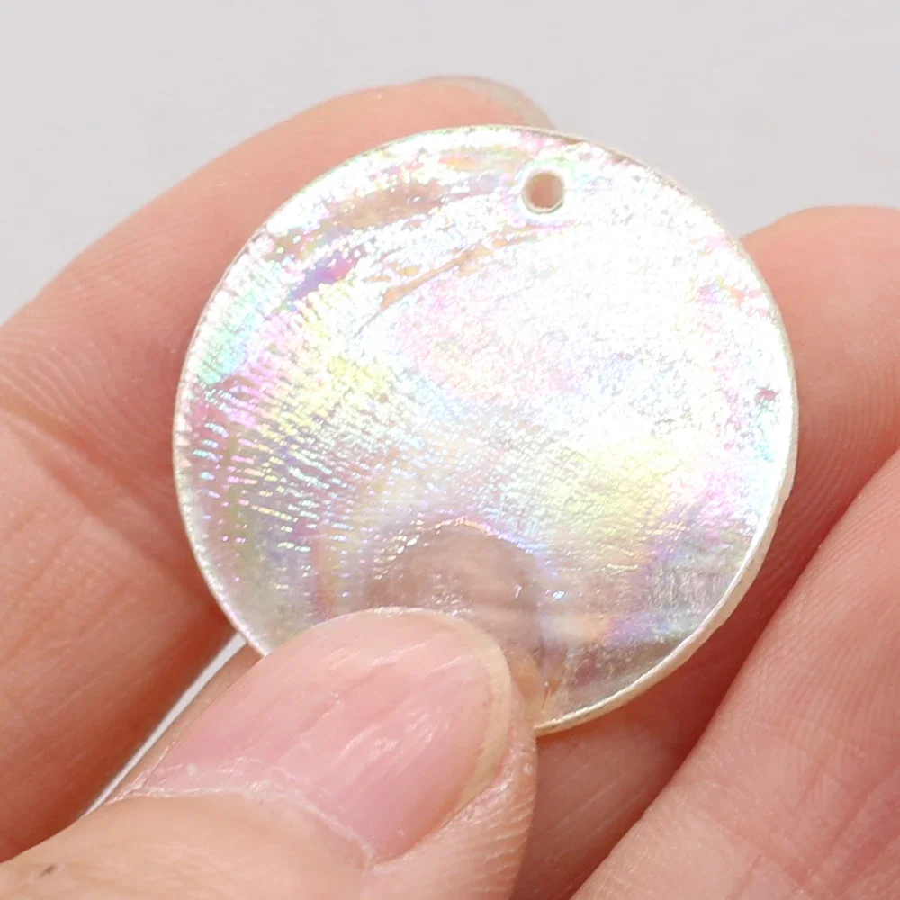 10pcs Round Disc Mirror Shell Beads Pendant Beige Mother of Pearl Shell Charms for Handmade Earring DIY Necklace Jewelry Making