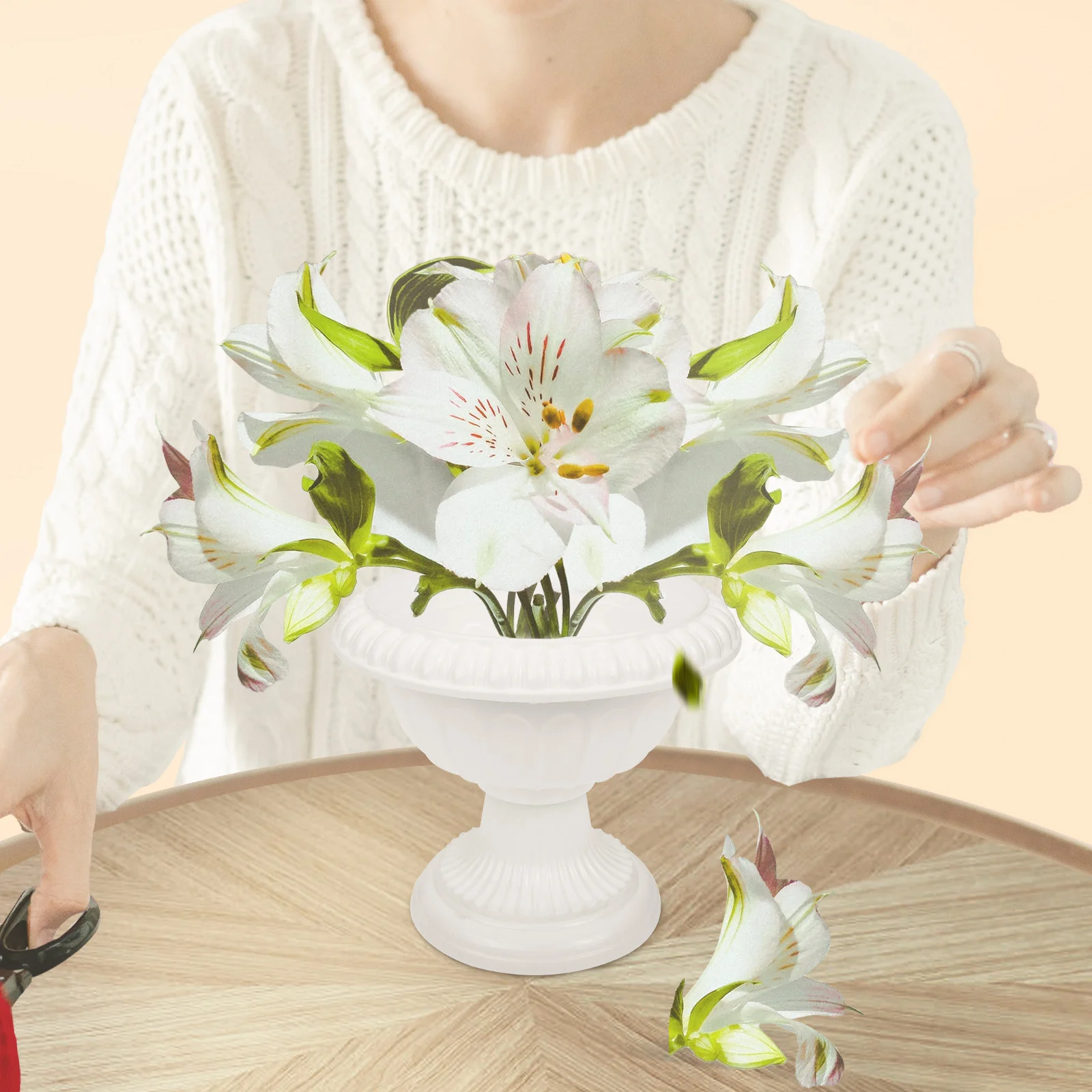 

4pcs Mini European Style Flower Pots Plastic Decorative Plant Holders For Balcony Garden Wedding Roman Design Flower Containers