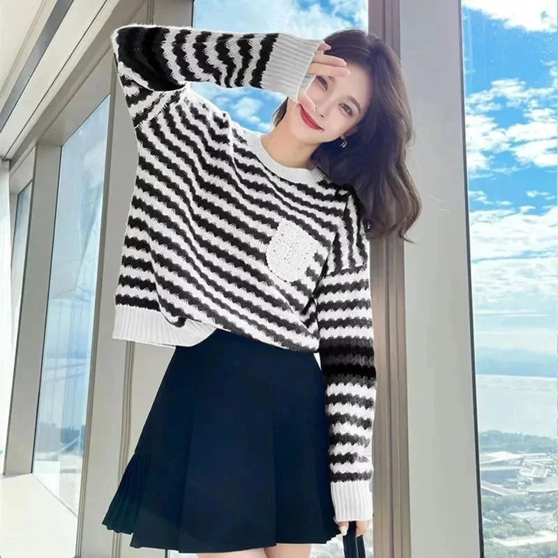 Autumn Fashion Design Sense Niche Sweater Women Stripe Sweater Streetwear Long Sleeve Knitted Tops Female Loose Pullover