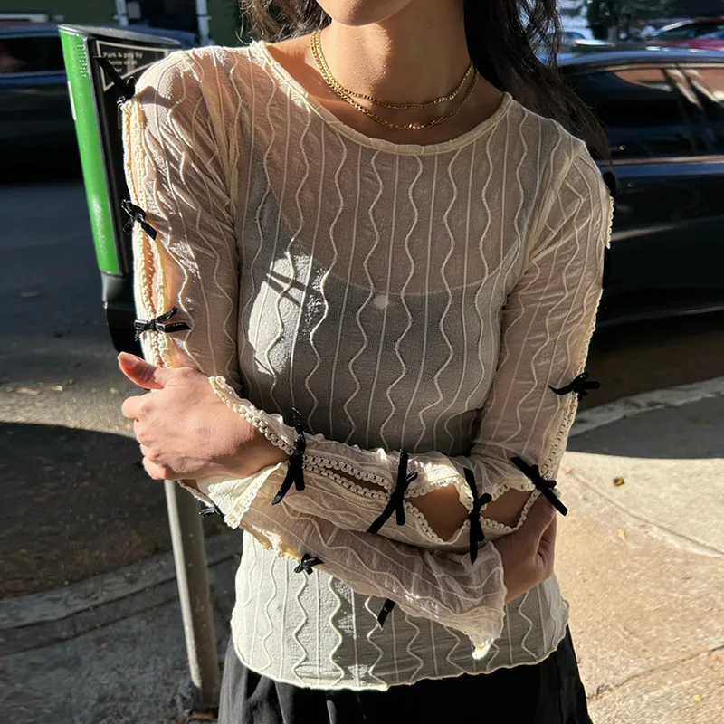 E-girl القوس تقليم قطع المحاصيل القمم الكورية Kawaii سليم صالح تي شيرت Coquette شير انظر من خلال البلوزات تيز سايبر الجرونج الملابس #1