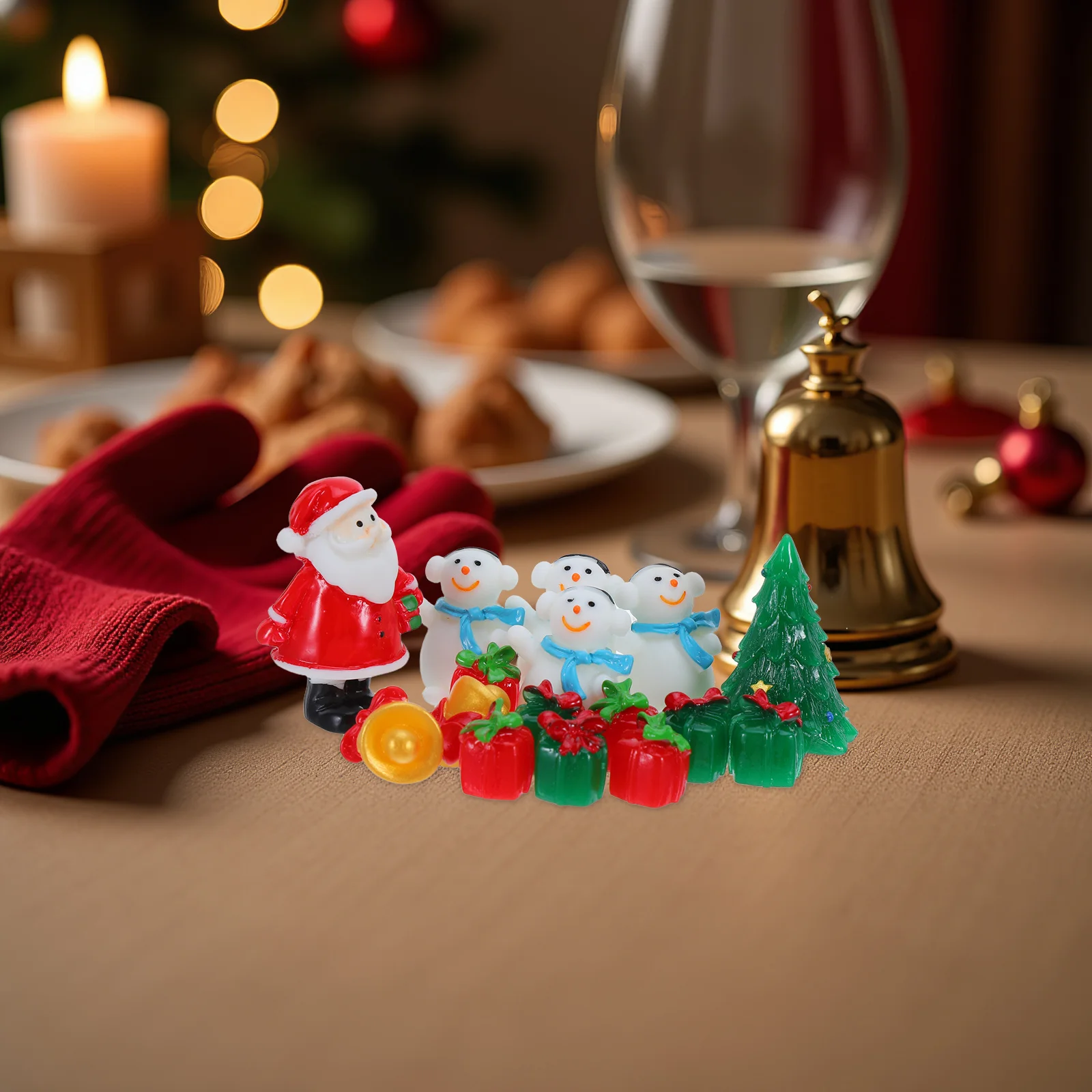 

1Set Christmas Micro Landscape Ornament Resin Snowman Xmas Tree Gift Box Decor Miniature Xmas Decorations Christmas Tabletop