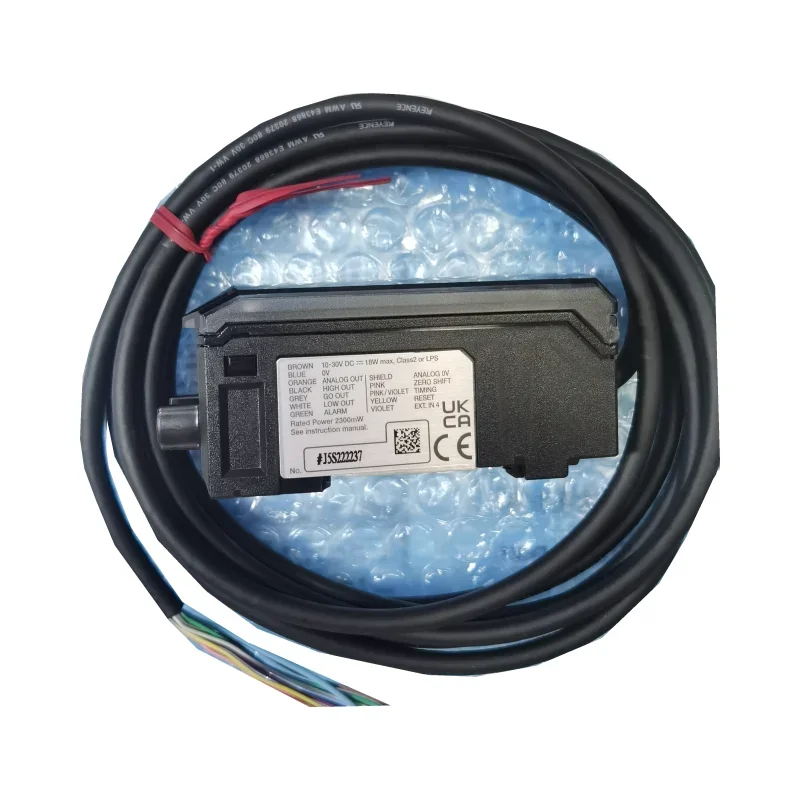 

KEYENCE Amplifier unit DIN-rail mount type IL-1000 FOR CMOS Multi-Function Analog La ser Sensor